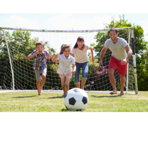 Le sport en famille, c’est plus qu’une activité ; c’est un lien renforcé et des souvenirs partagés.